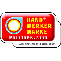 Drei Gütesiegel: Handwerkermarke, Fachbetrieb Komfort Barrierefrei und senioren- & behindertengerechte Installation